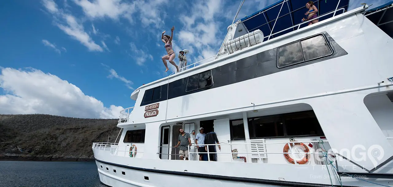 Fragata Galapagos Yacht - Jumping off Yacht