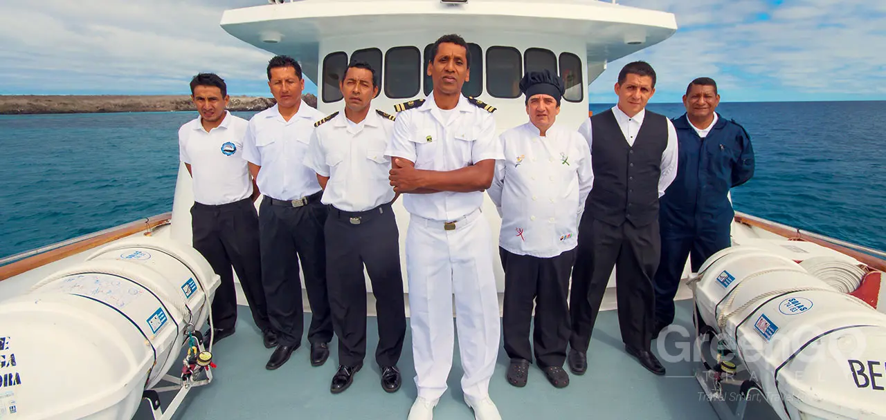 Beluga Galapagos Yacht - Crew