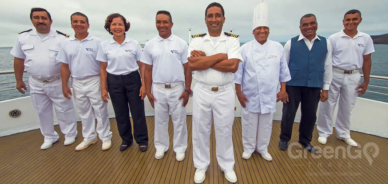 San Jose Galapagos Yacht - Crew
