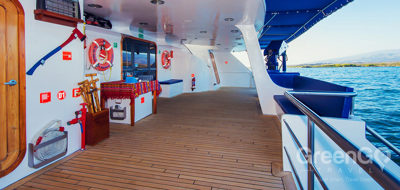 Ocean Spray Galapagos Catamaran - Porch 2