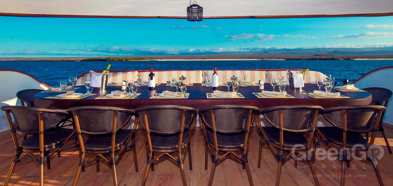 Odyssey Galapagos Yacht - Al-Fresco Dining 1