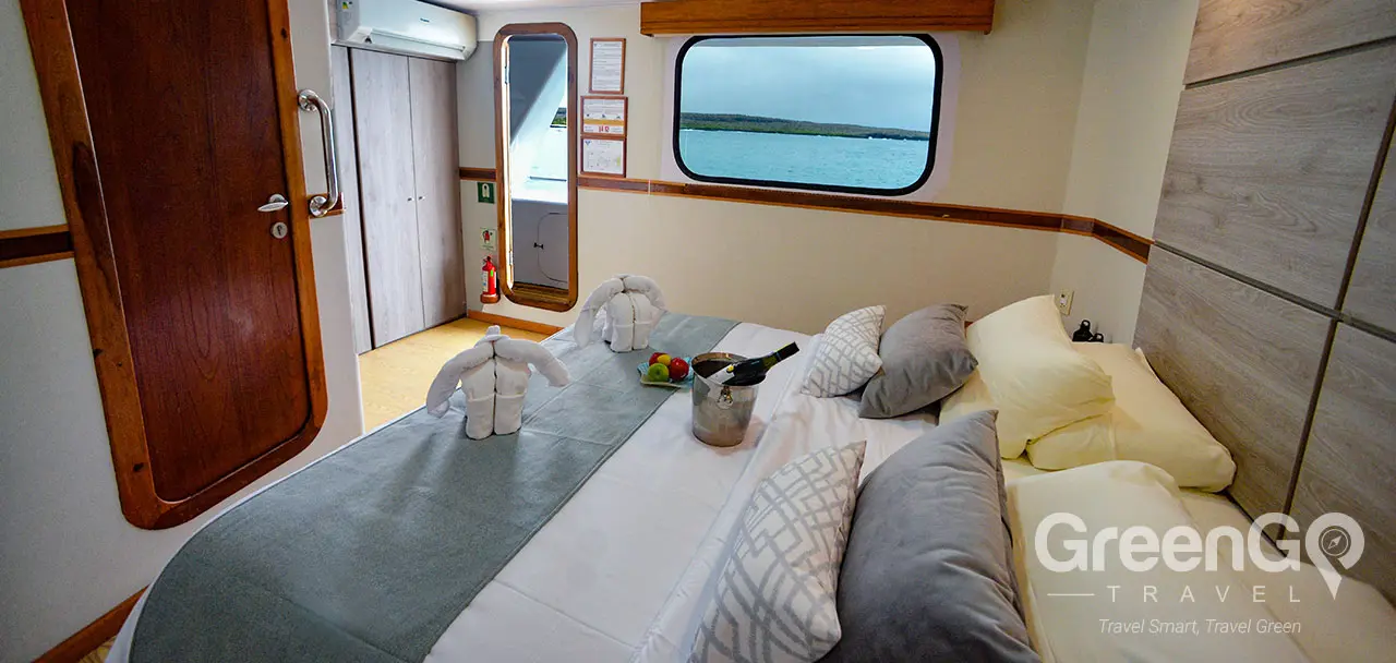 Seaman Journey Galapagos Catamaran - Matrimonial Cabin 2