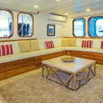 Tip Top 4 Galapagos Yacht - Lounge Area 4