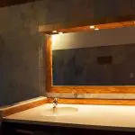 Sacha Lodge - Bathroom