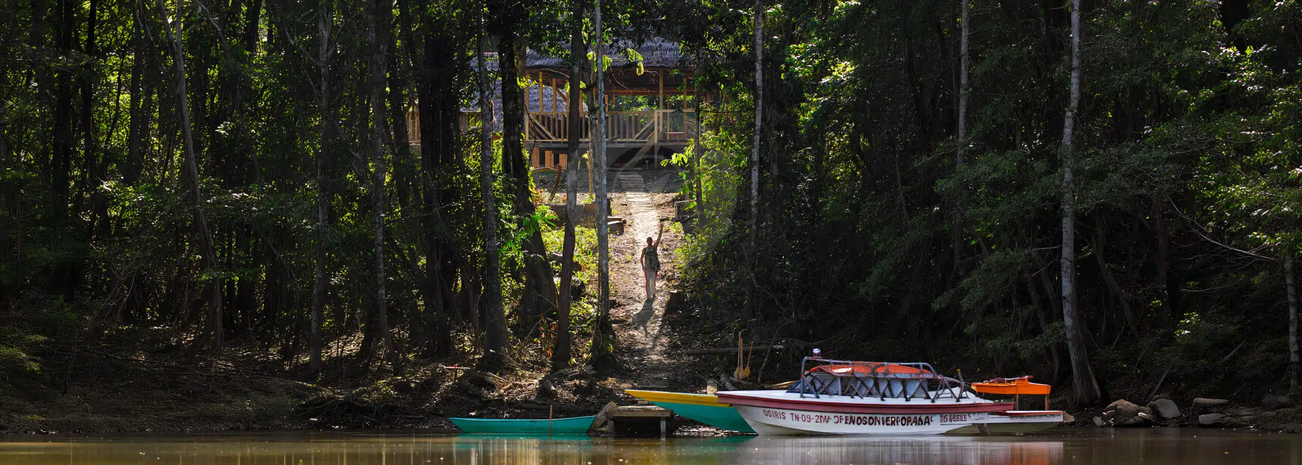 Amazon-Dolphin-Lodge