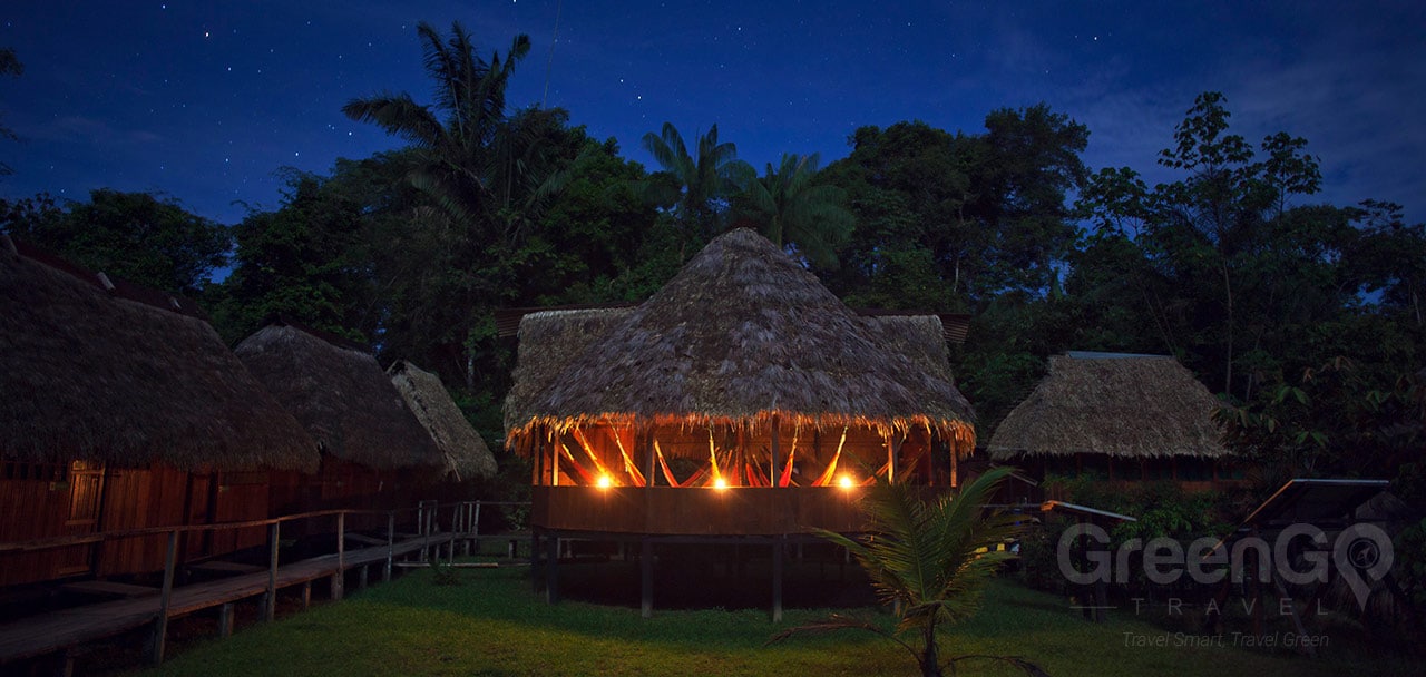 Piranha Amazon Lodge - Night-View