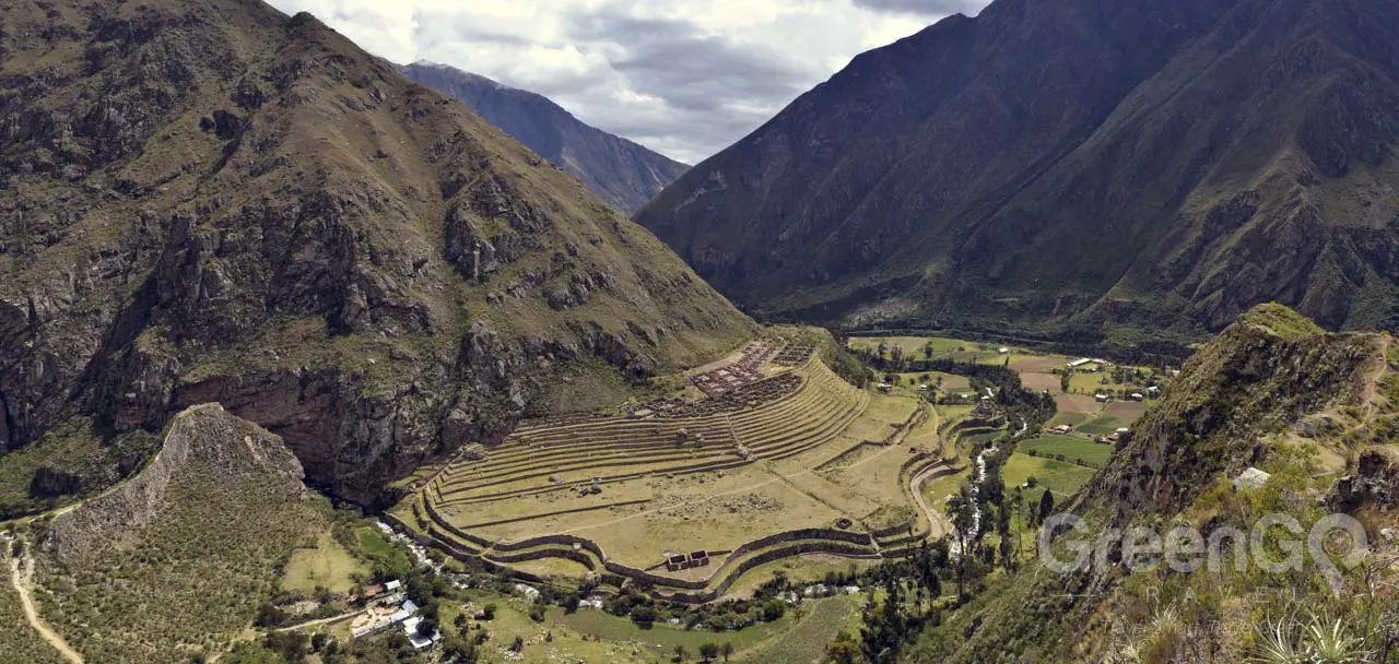 Peru Regular Inca Trail - Phuyupatamarca Ruin