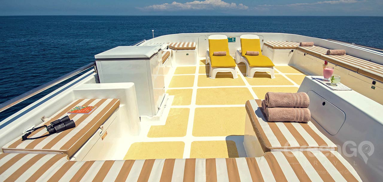 Daphne Galapagos Yacht Sun Deck