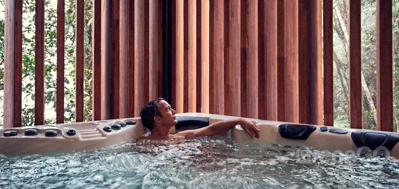 Mashpi Lodge Jacuzzi