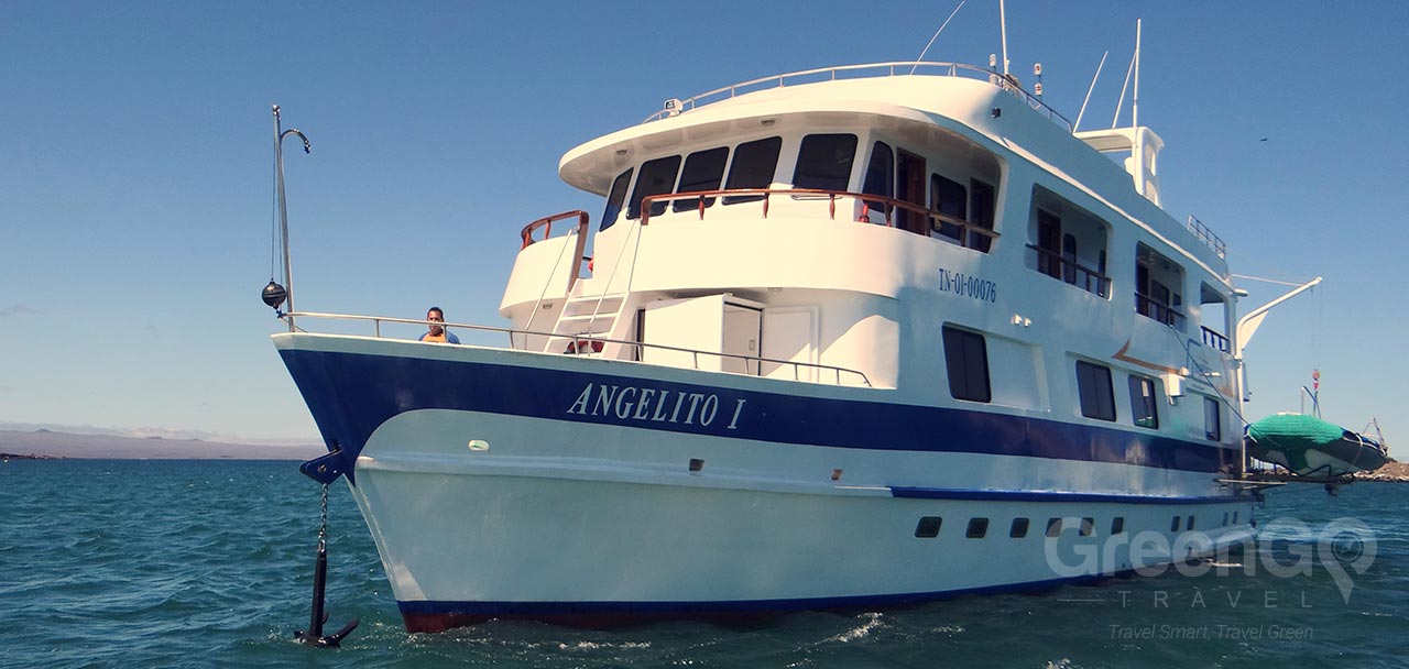 Angelito Galapagos Yacht - Bow