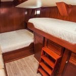 Nemo 3 Galapagos Catamaran - Suite Cabin 6 - 1 Lower double bed, 1 single upper bed