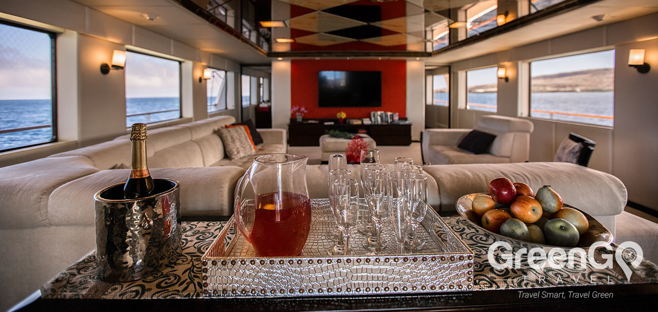 Passion Galapagos Yacht - Interior Lounge 3
