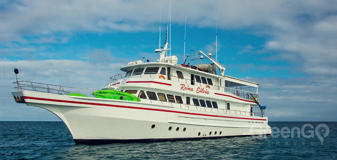 Reina Silvia Galapagos Yacht - Panoramic View