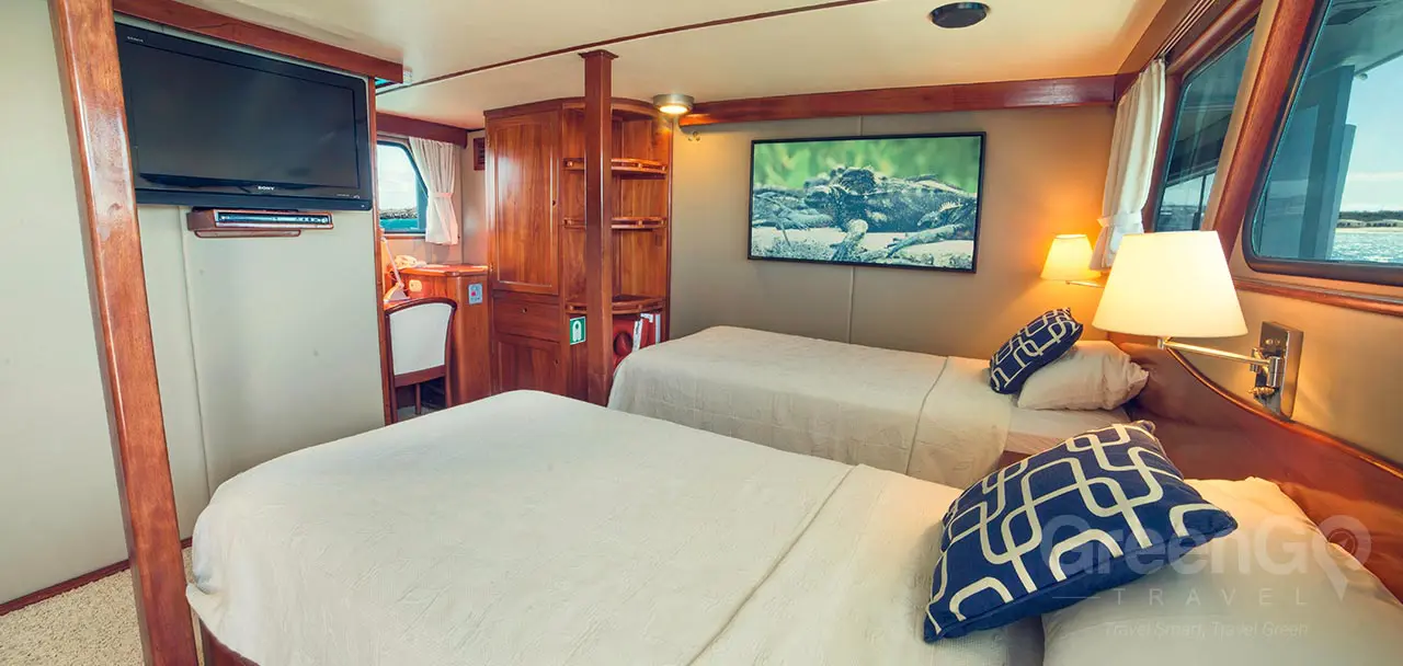 Reina Silvia Galapagos Yacht - Twin Cabin