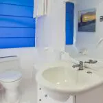 Yolita II Galapagos Yacht - Washroom 1