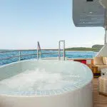 Origin & Theory Galapagos Yachts - Jacuzzi 2