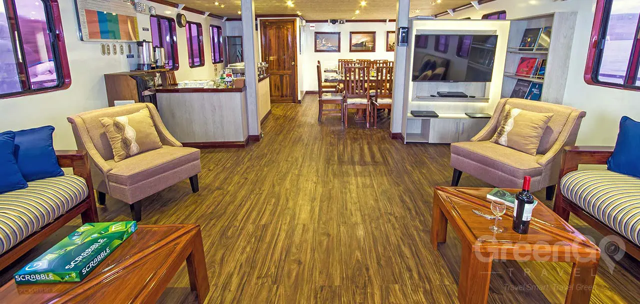 San Jose Galapagos Yacht - Lounge & Coffeestation