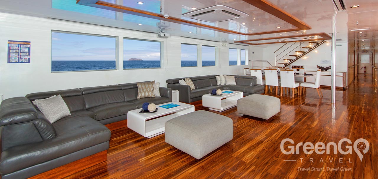 Infinity Galapagos Yacht - Lounge Area