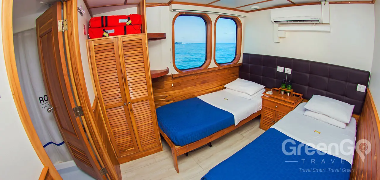 Tip Top 4 Galapagos Yacht - Twin Cabin