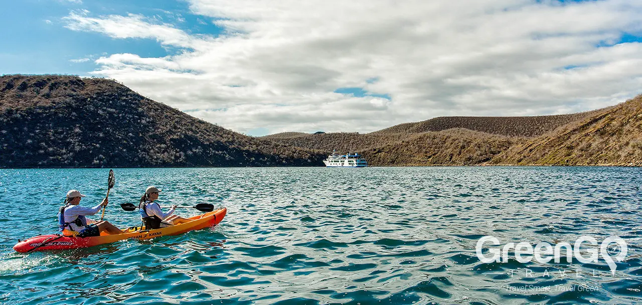 Isabela 2 Galapagos Ship - Kayak