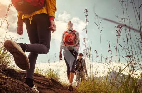 5 best hiking trails in ecuador Header