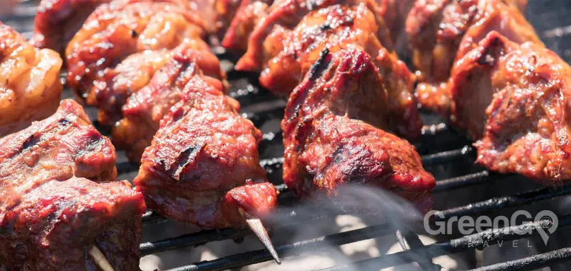 Galapagos Cruises Food - Brochetas De Carne
