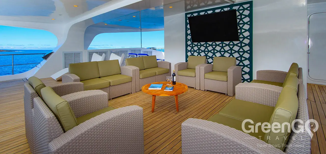 Tip Top 5 Galapagos Catamaran - Exterior Lounge Area
