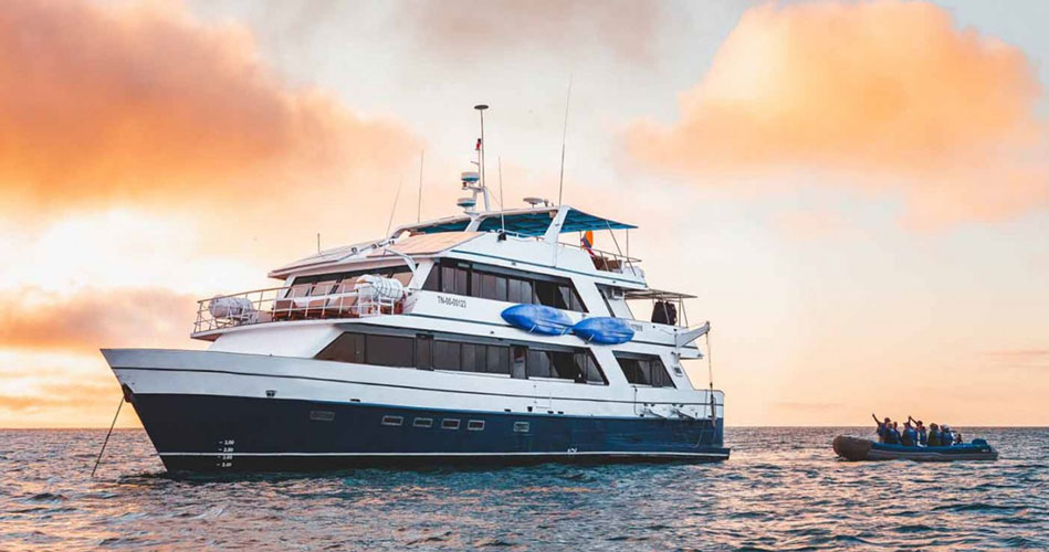 Bonita Galapagos Yatch - Features