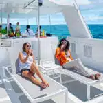 Estrella-Del-Mar-Galapagos-Yacht-Guests-in-Sun-Chairs