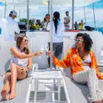 Estrella-Del-Mar-Galapagos-Yacht-Guests-in-Sun-Deck