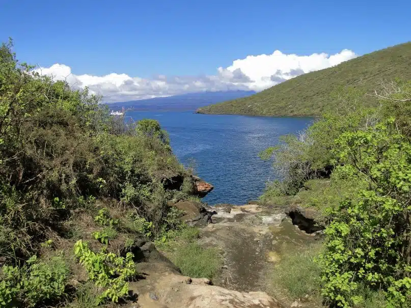 Best time to visit Galapagos - The beautiful Galapagos Islands.