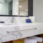Cormorant-II-Galapagos-Catamaran-Twin-Bathroom