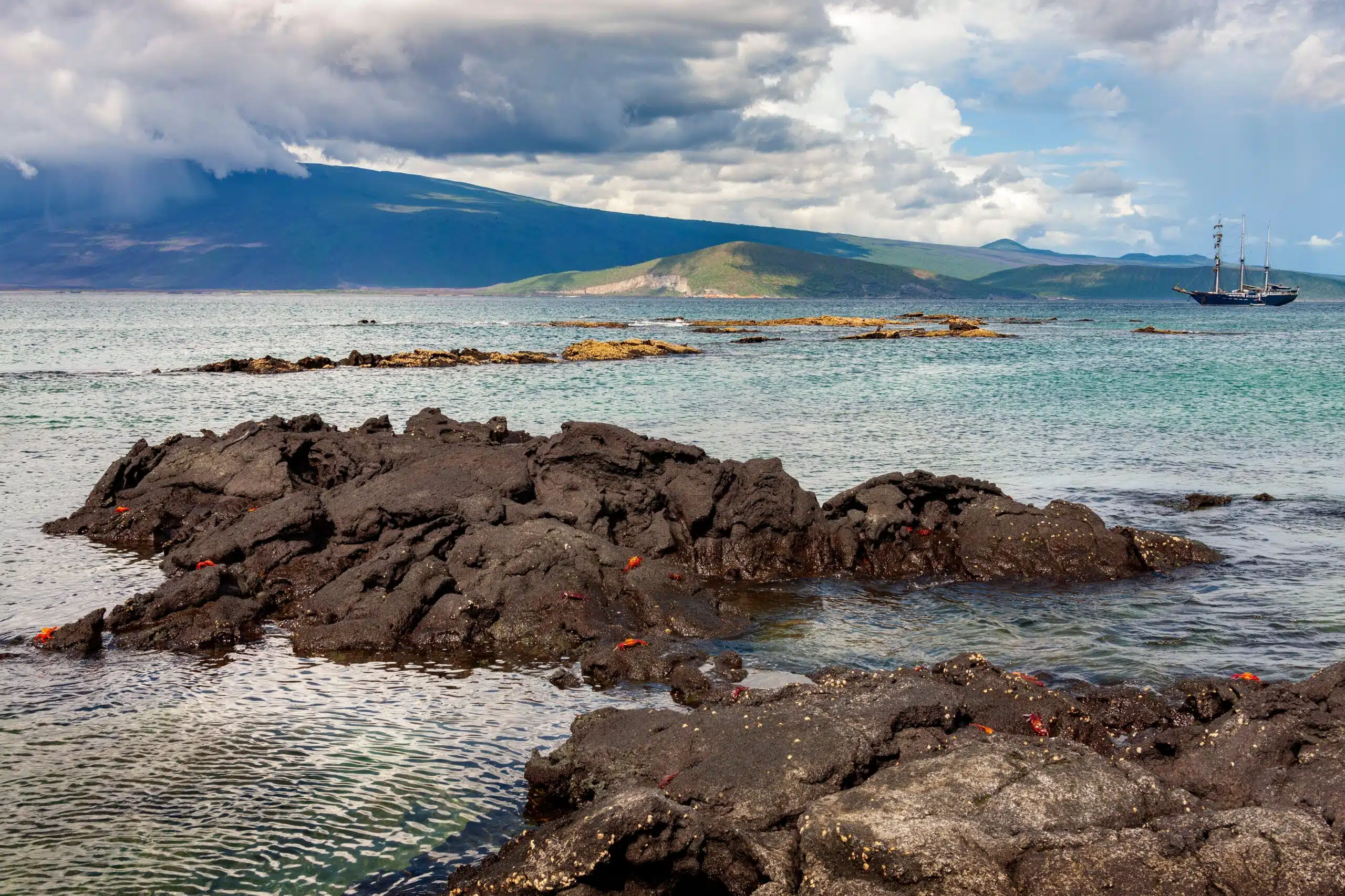 Fernandina towards the island of Isabela - Galapagos Islands