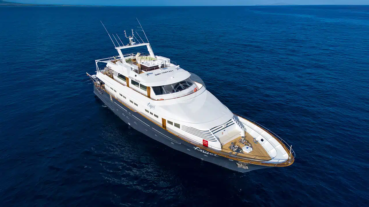 Galapagos-Angel-Yacht-3