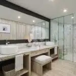 Galapagos-Tribute-Yacht-Owner's-Suite-Bathroom