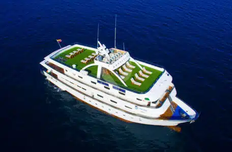 Solaris-Galapagos-Yacht-Itineraries