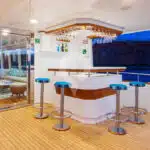 Grand Daphne Galapagos Yacht - Exterior Bar