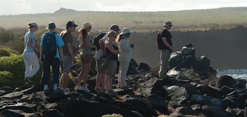 galapagos island trip cost