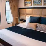 Alya-Galapagos-Catamaran-Matrimonial