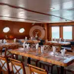 Coral-Galapagos-Yachts-restaurant