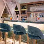Elite-Galapagos-Catamaran-bar