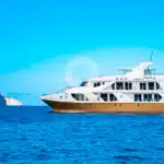 Elite-Galapagos-Catamaran-exterior1