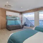 Elite-Galapagos-Catamaran-goldensuittwin