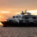Endemic-Galapagos-Catamaran-exterior1
