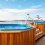 Legend-Galapagos-Yacht-jacuzzis
