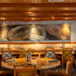Legend-Galapagos-Yacht-restaurant