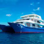 Ocean-Spray-Galapagos-Catamaran-exterior01