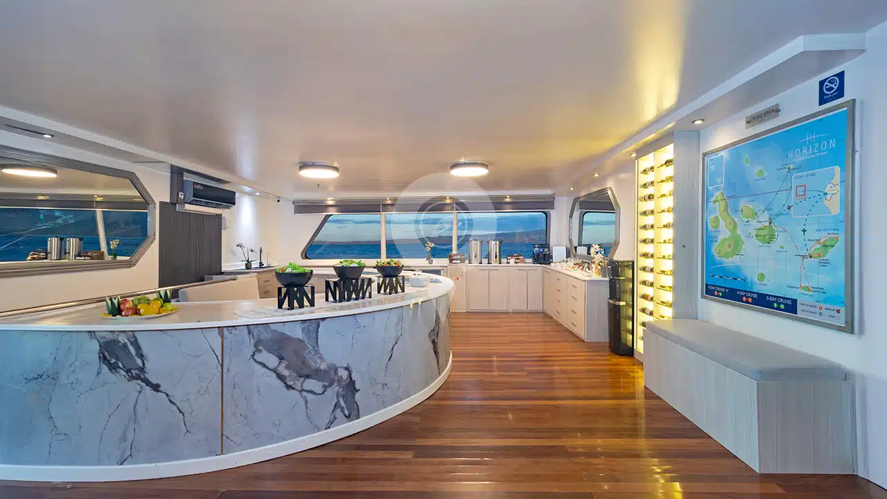Galapagos-Horizon-Trimaran-dining-area-3