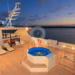 Grand-Queen-Beatriz-Galapagos-Yacht-jacuzzi