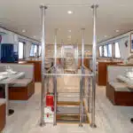 Koln-Galapagos-Yacht-dining-room